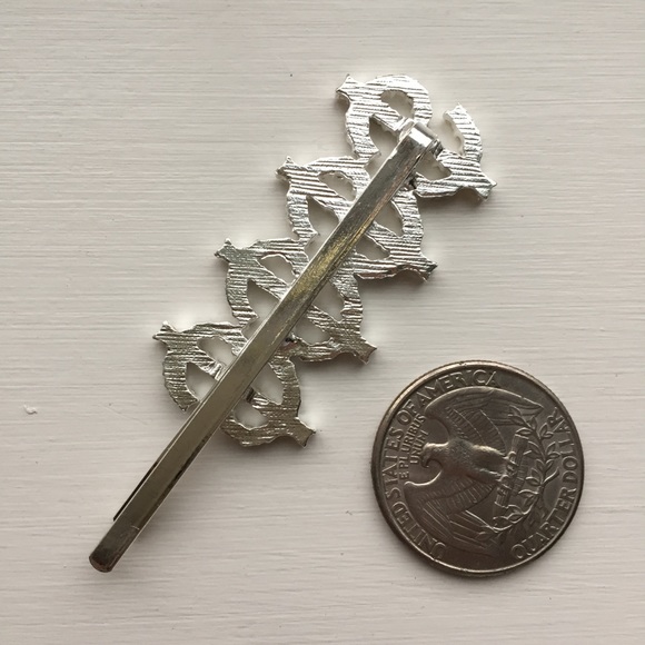 🔴𝟱/$𝟮𝟬🔴𝗖𝗟𝗘𝗔𝗥𝗔𝗡𝗖𝗘 $$$$ Hairpin NEW - Picture 9 of 12